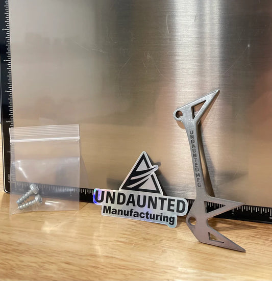 Undaunted Mfg Titanium 3 Point Dog (2511)